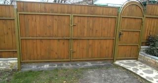 Купить распашные ворота деревянные Киржач, цена от 2701 руб.
